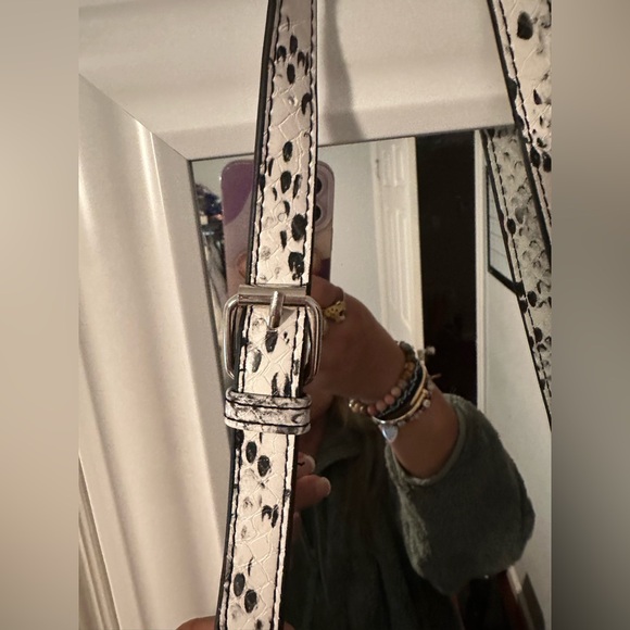 Steve Madden Crocodile Alligator Leather Medium Crossbody Tote Bag Purse - Picture 3 of 7